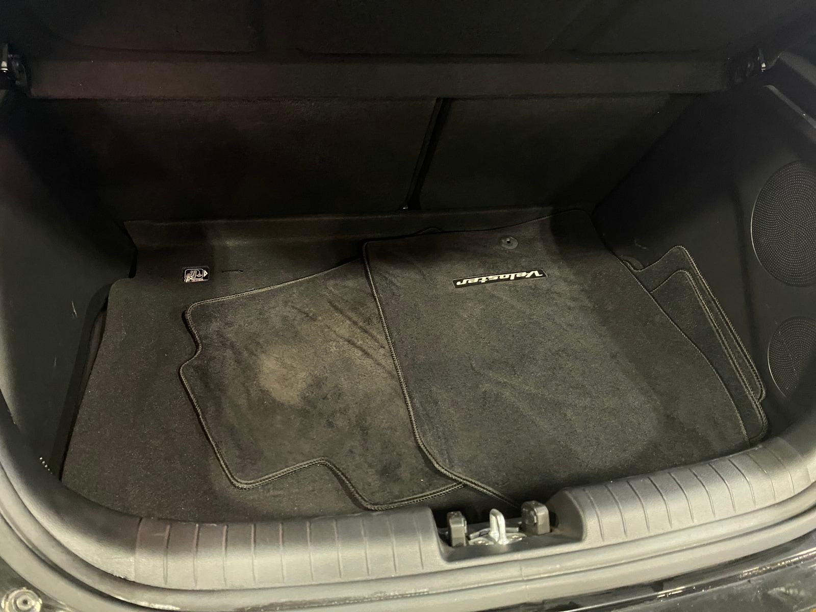 Thumbnail: 2019 Hyundai Veloster - 6