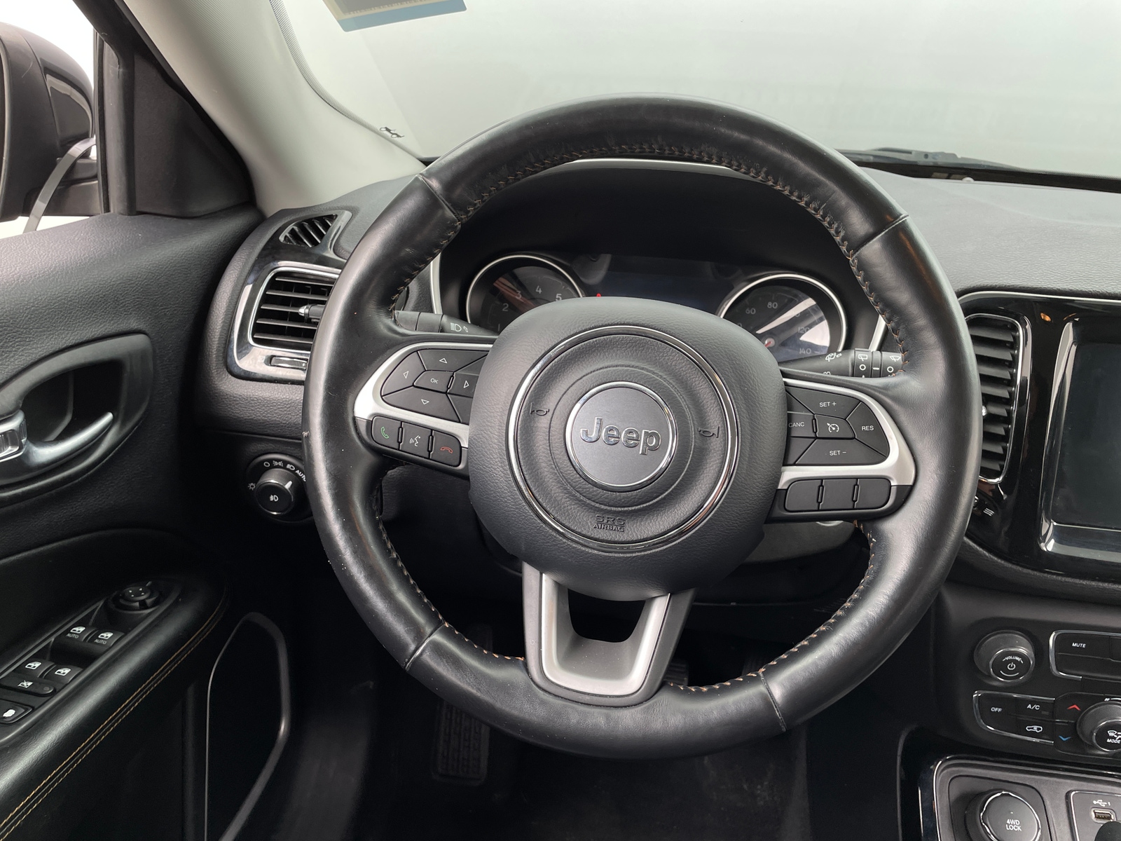 Thumbnail: 2019 Jeep Compass - 4