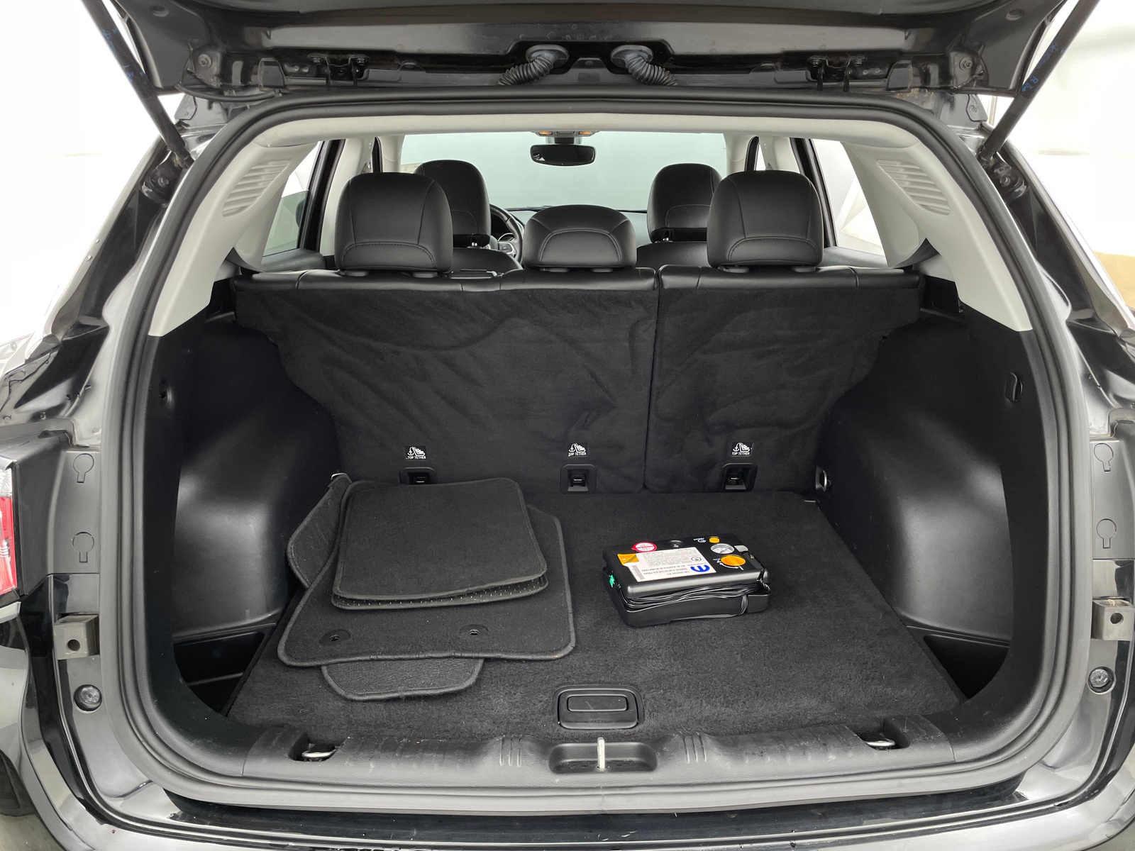 Thumbnail: 2019 Jeep Compass - 6