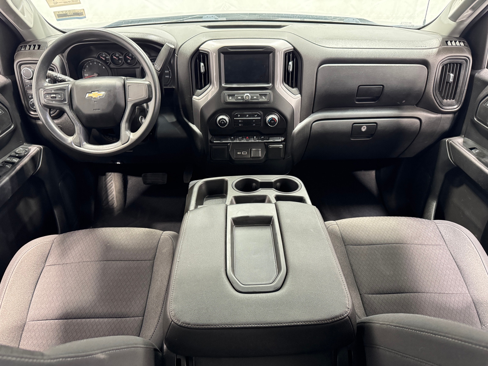 Thumbnail: 2022 Chevrolet Silverado 1500 - 3