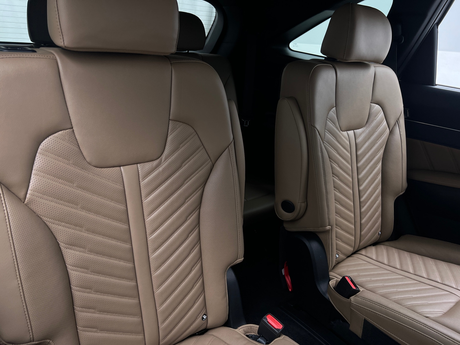 Thumbnail: 2024 Kia Sorento - 5