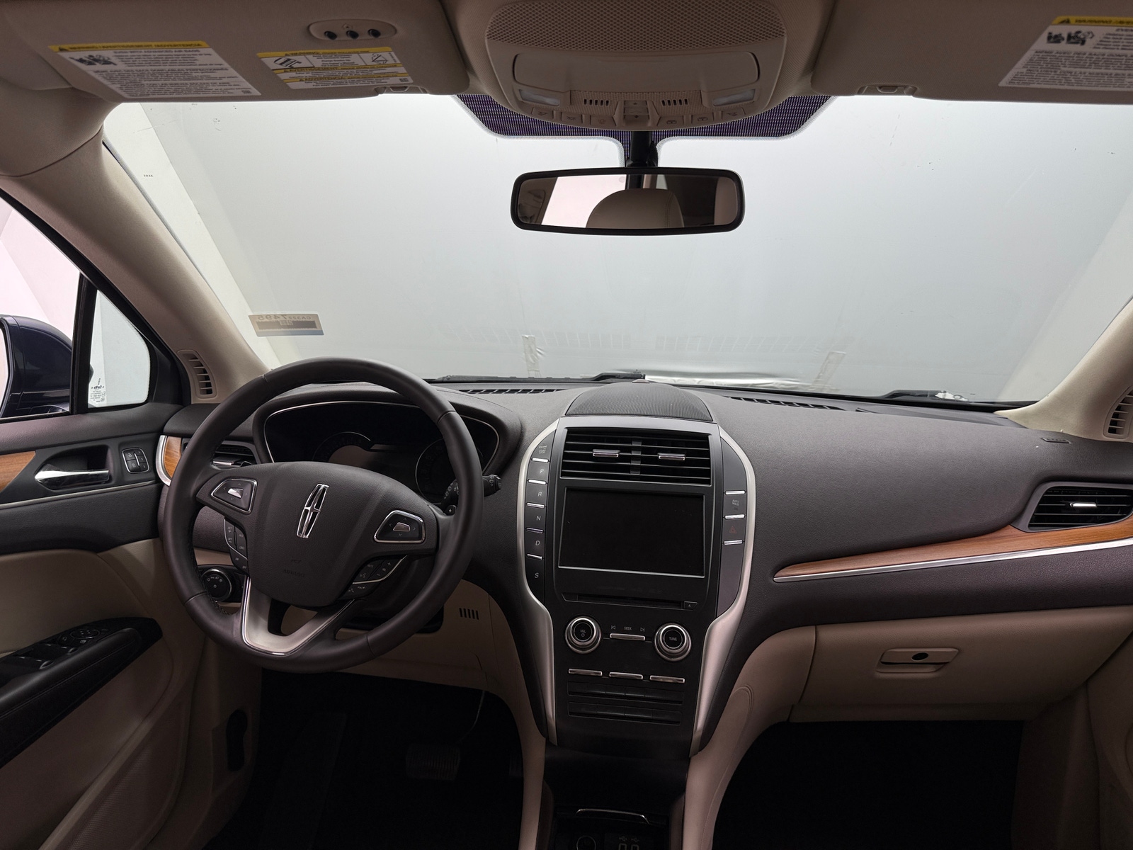 Thumbnail: 2017 Lincoln MKC - 2