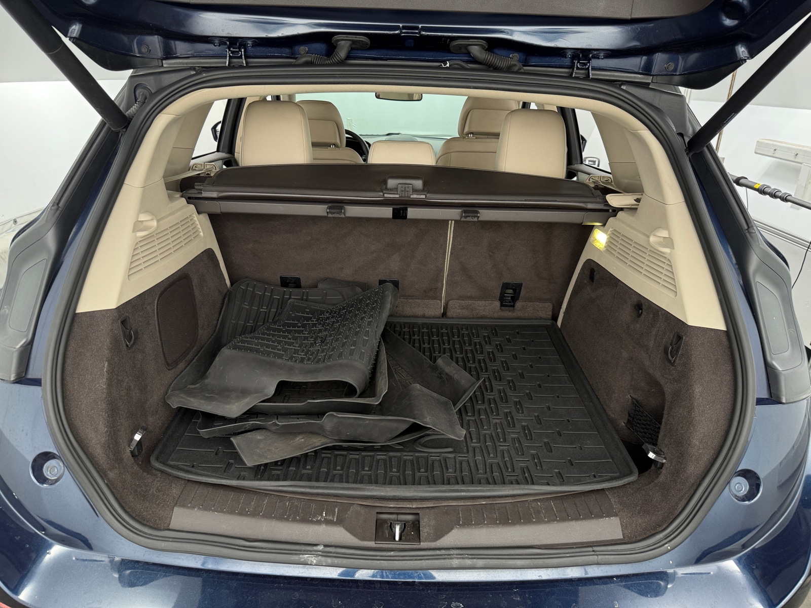 Thumbnail: 2017 Lincoln MKC - 6