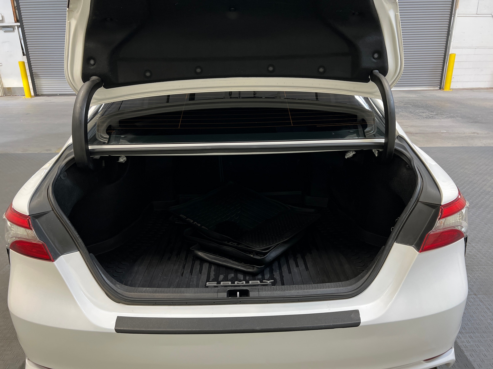 Thumbnail: 2019 Toyota Camry - 7