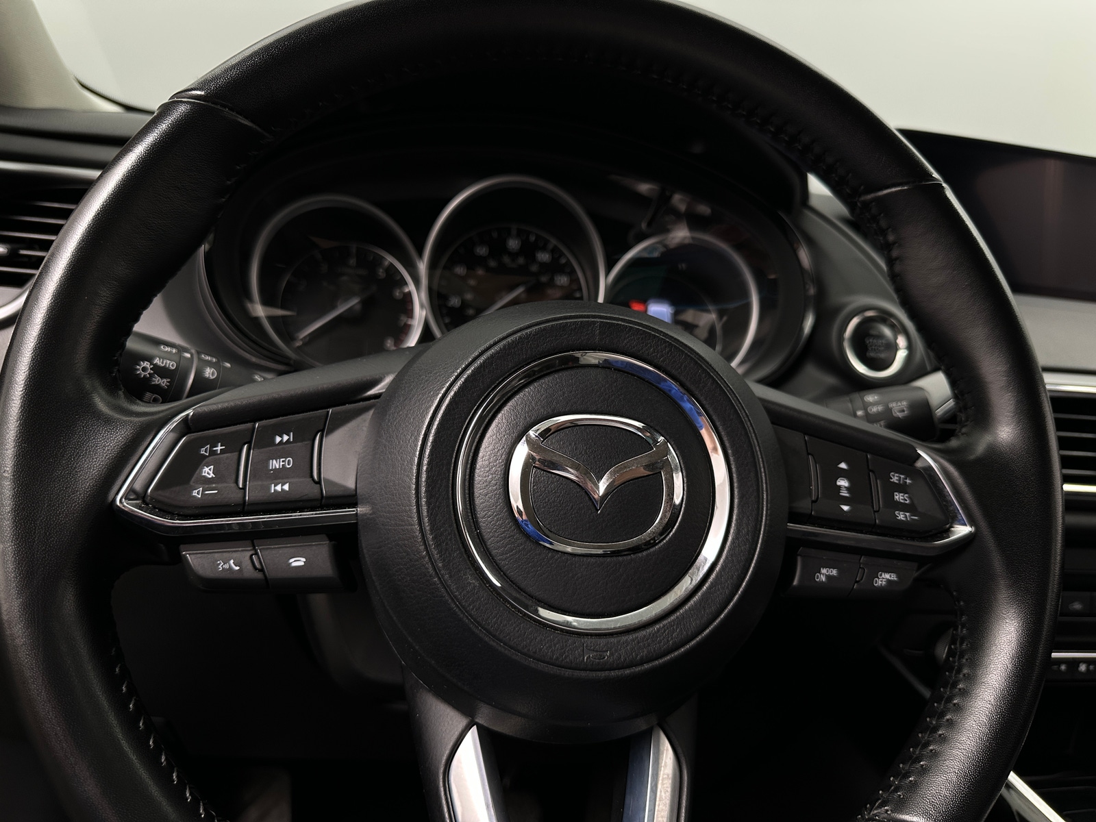 Thumbnail: 2023 Mazda CX-9 - 4