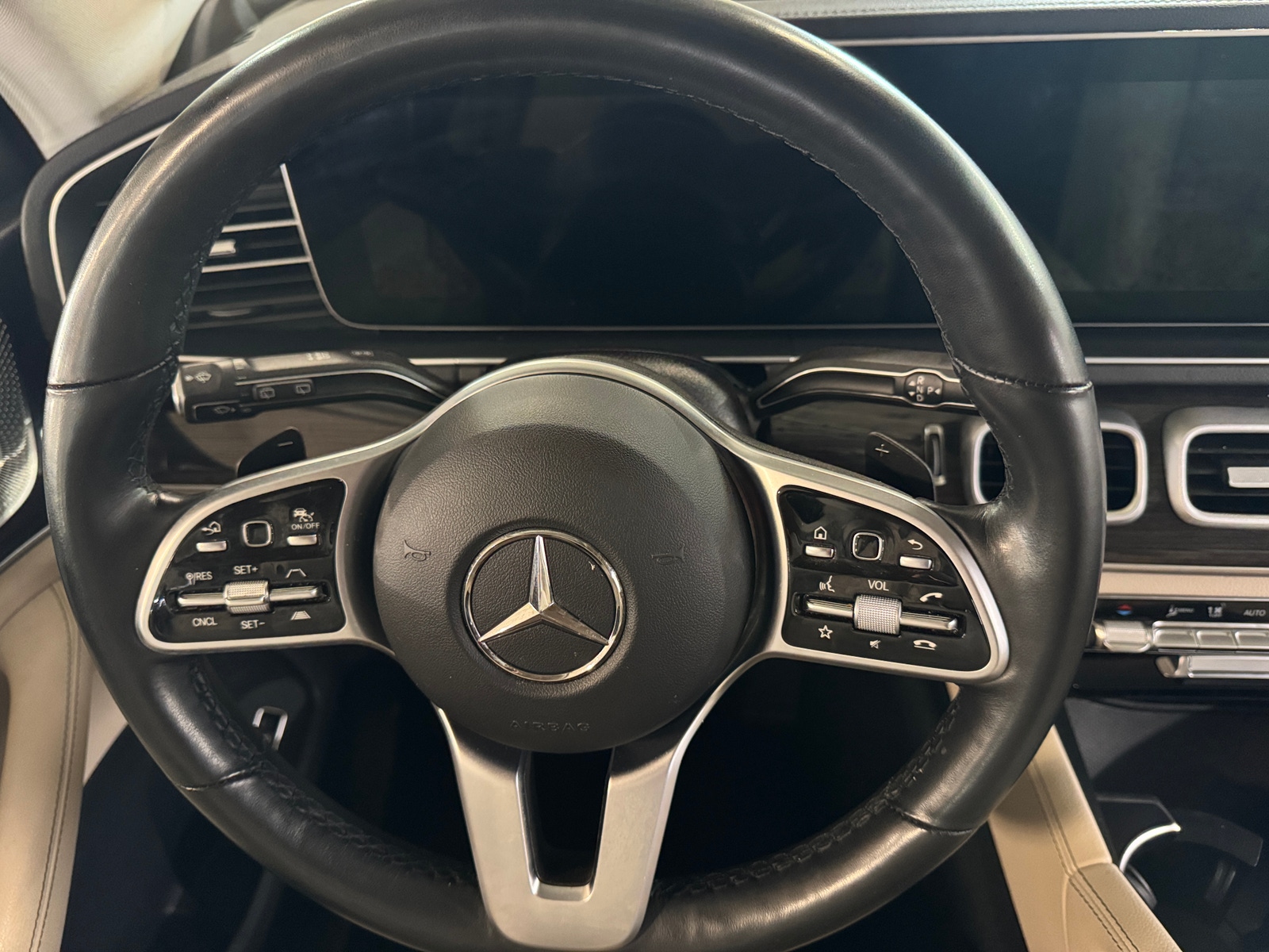 Thumbnail: 2022 Mercedes-Benz GLS - 4