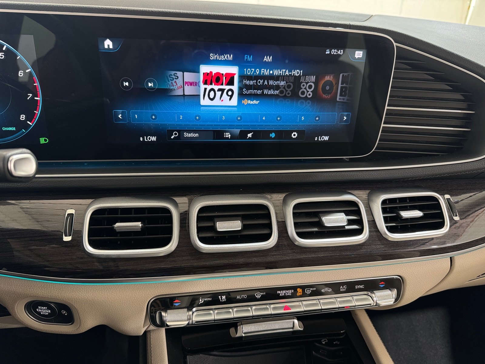 Thumbnail: 2022 Mercedes-Benz GLS - 3