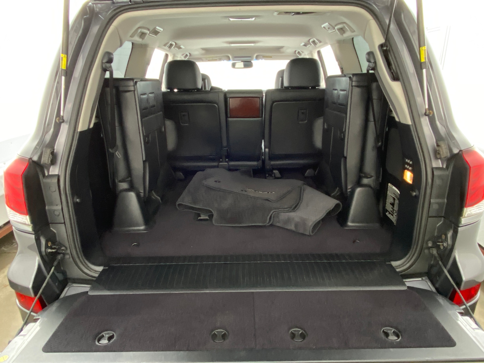 Thumbnail: 2014 Lexus LX - 6