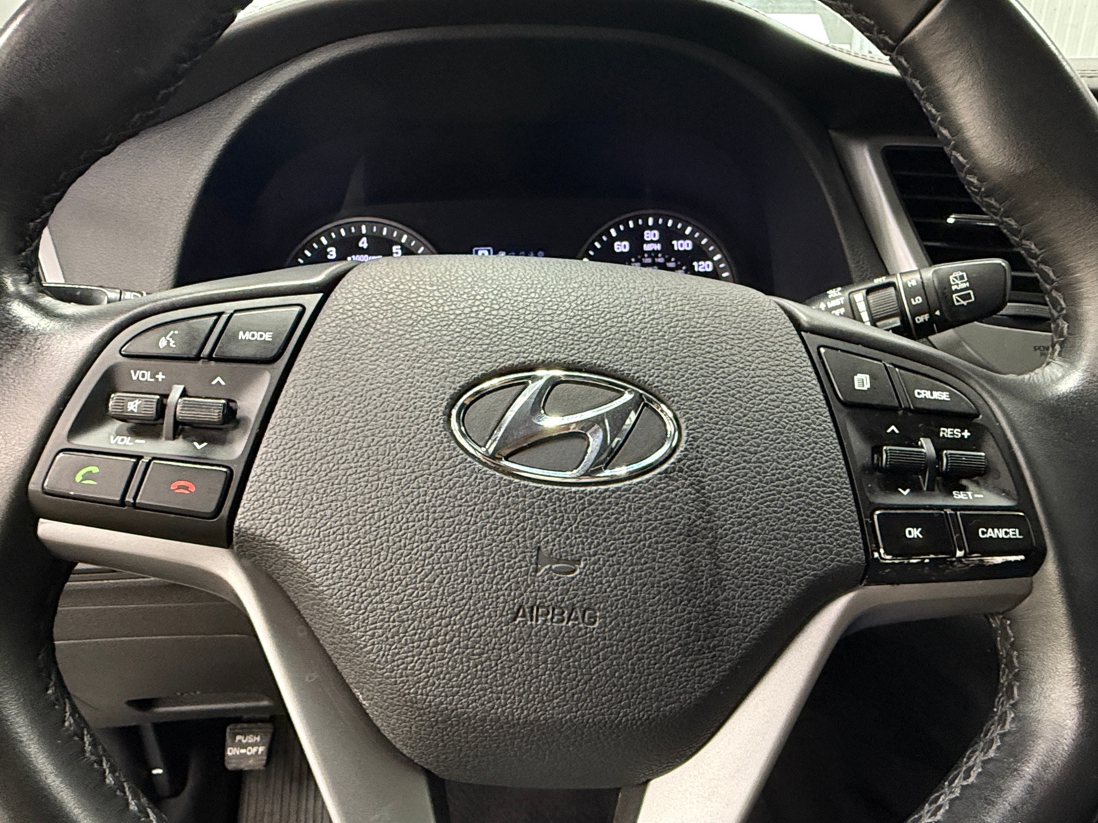 Thumbnail: 2017 Hyundai Tucson - 4