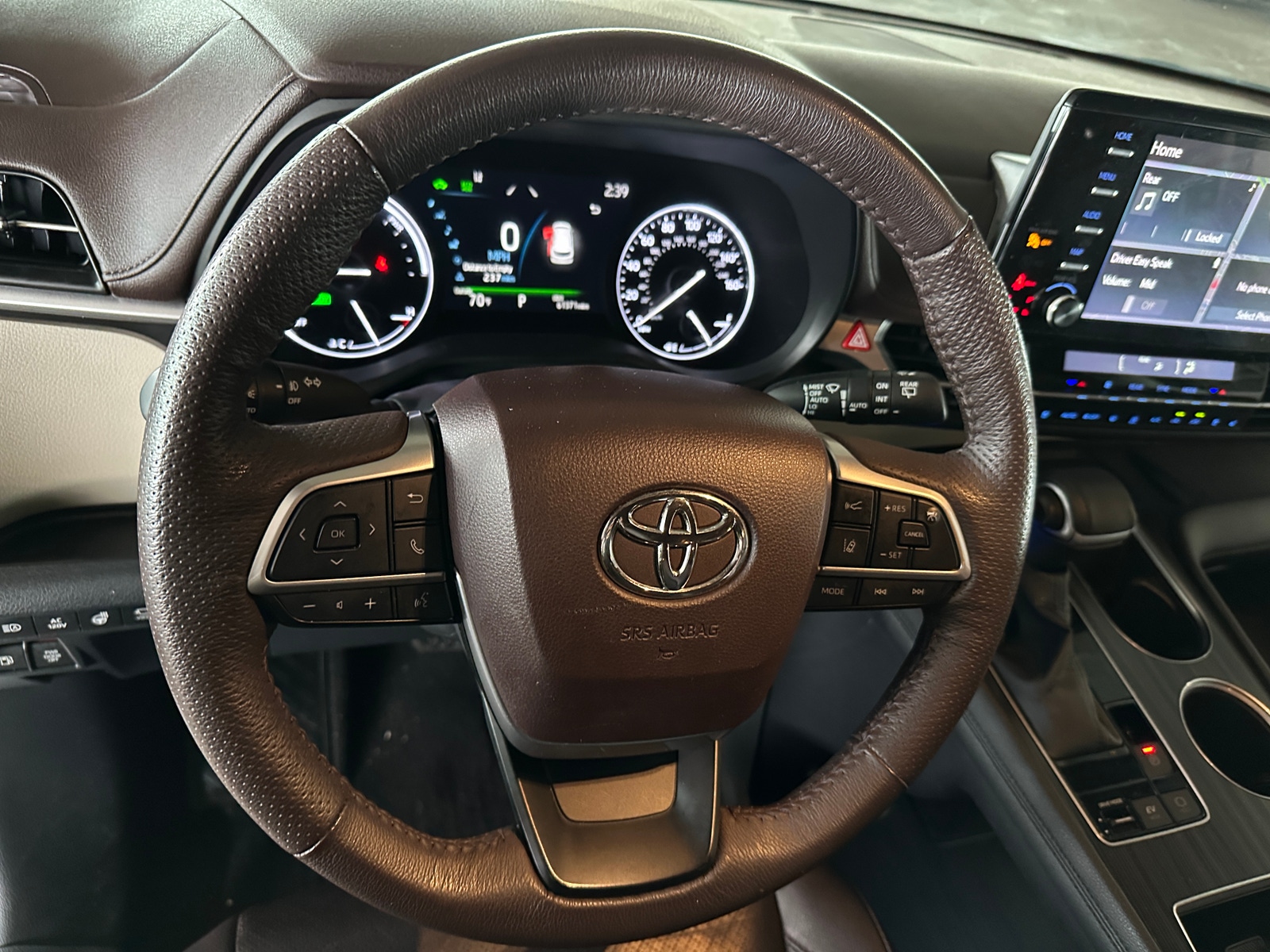 Thumbnail: 2022 Toyota Sienna - 4