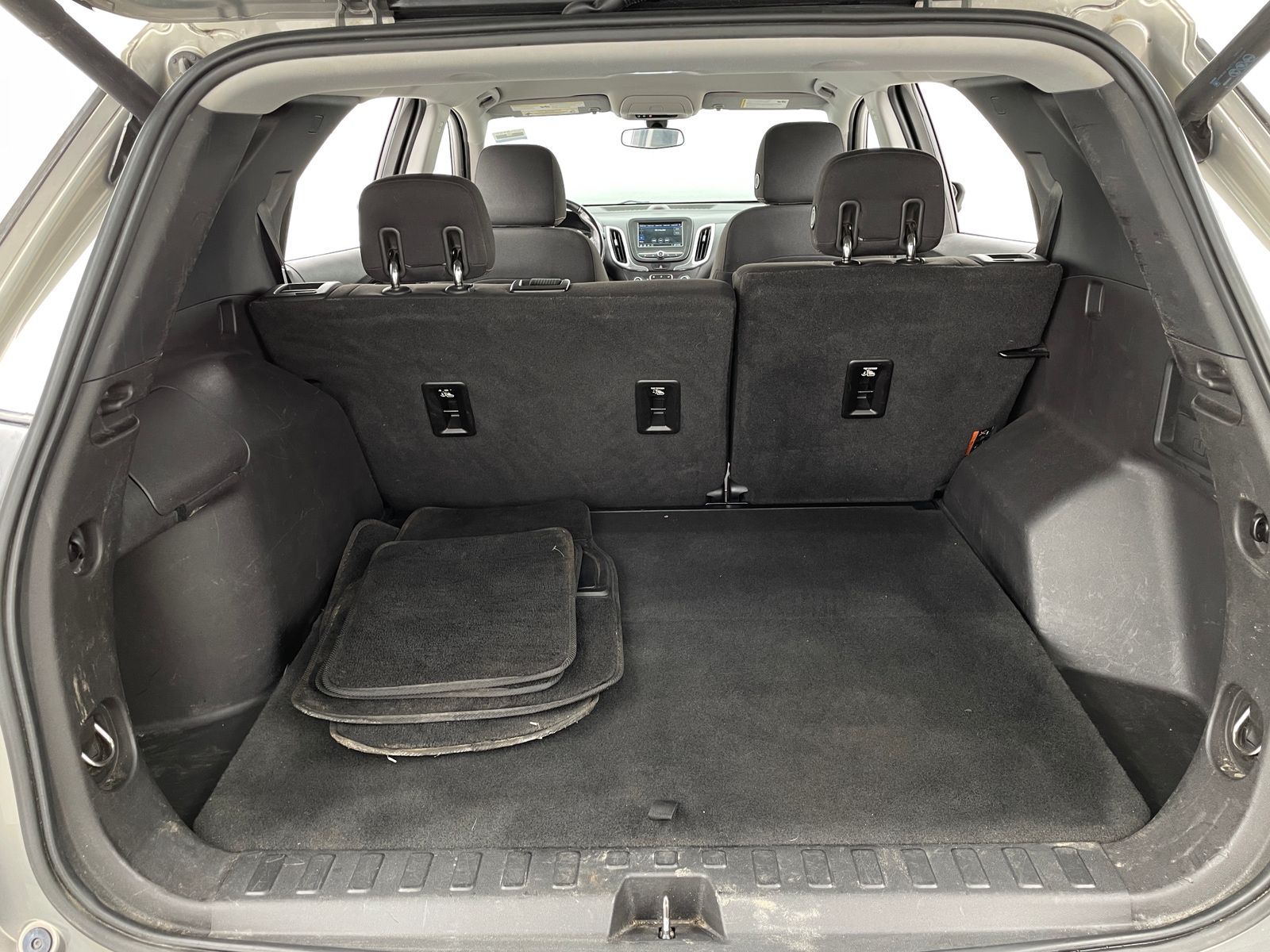 Thumbnail: 2019 Chevrolet Equinox - 7