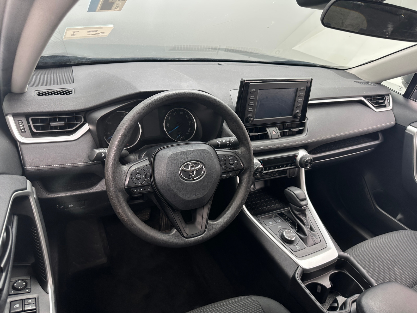 Thumbnail: 2019 Toyota RAV4 - 3