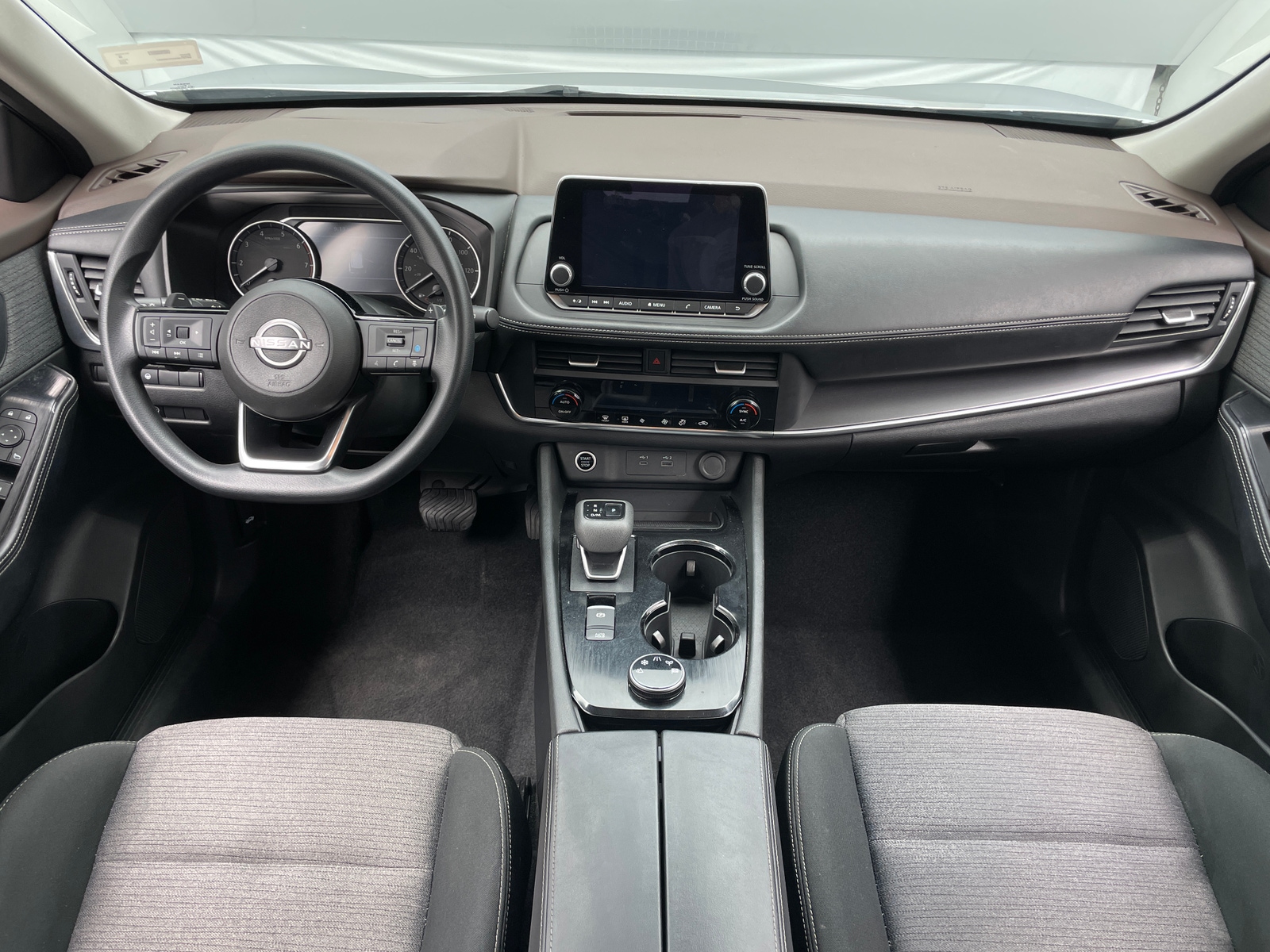 Thumbnail: 2023 Nissan Rogue - 3