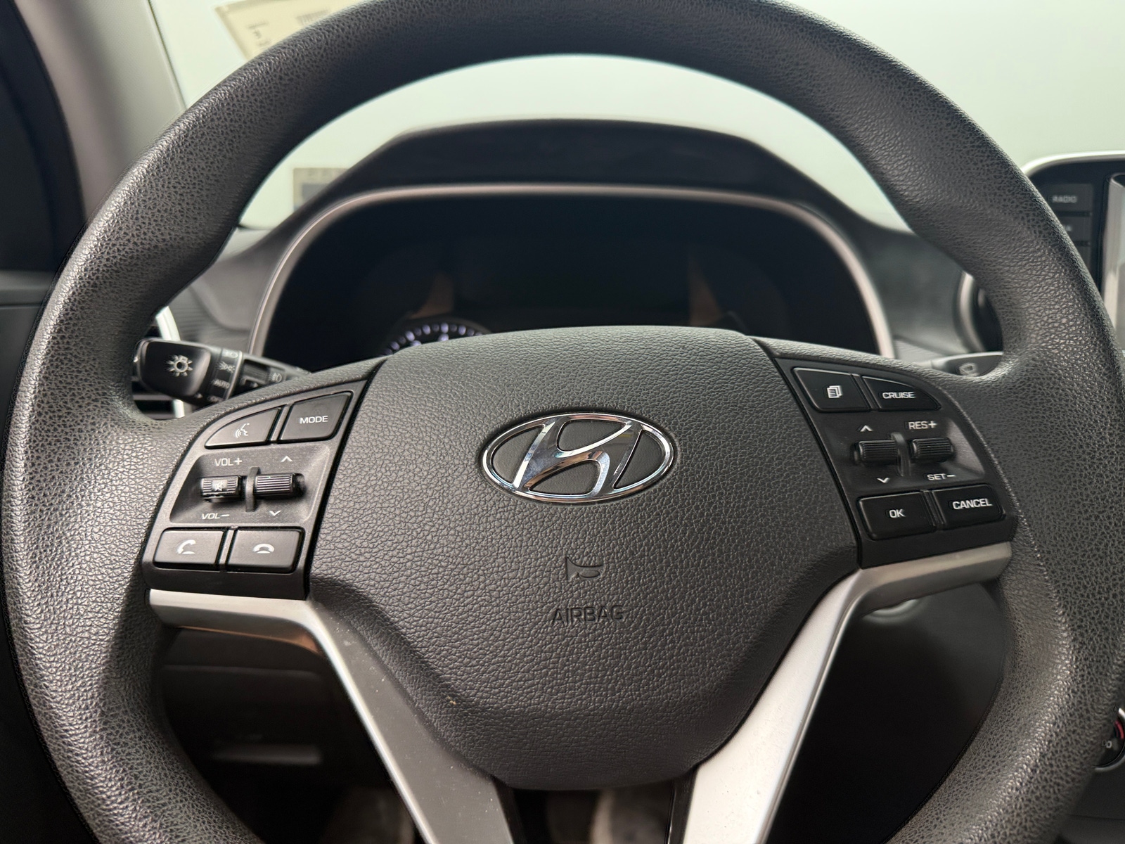Thumbnail: 2019 Hyundai Tucson - 5