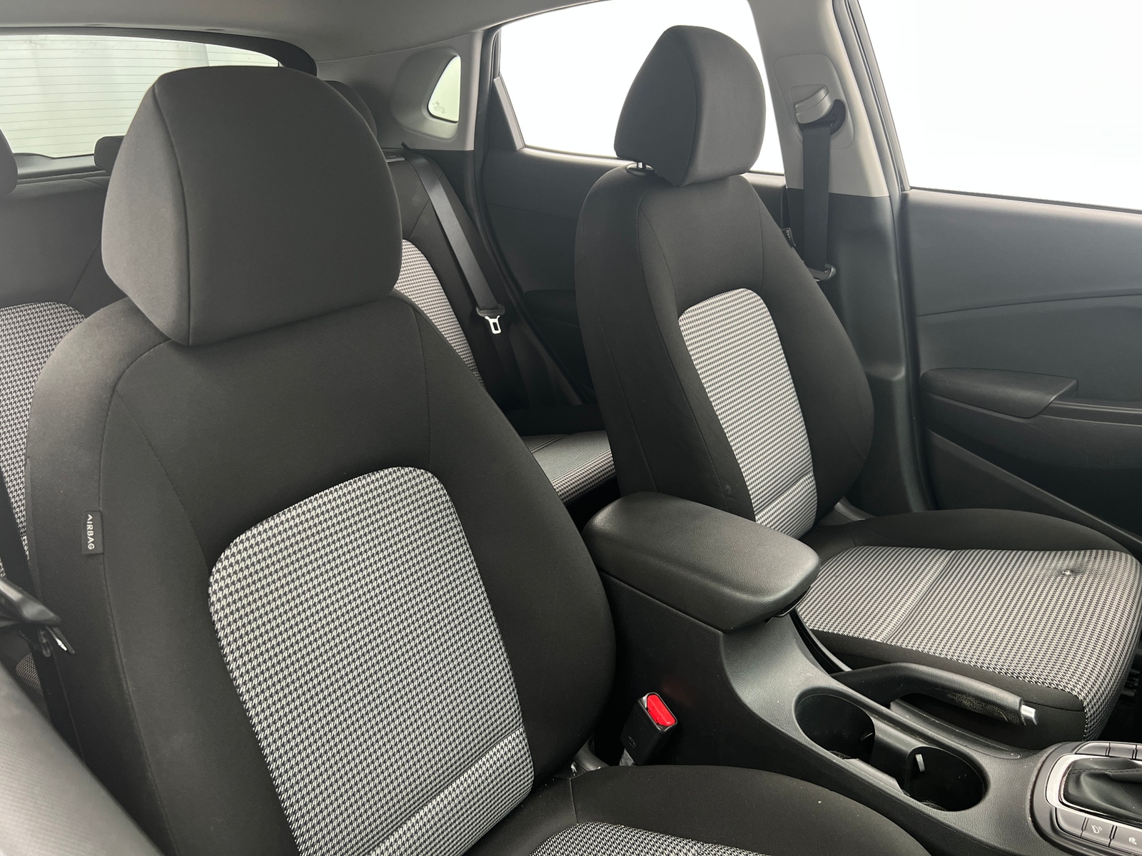 Thumbnail: 2021 Hyundai Kona - 2