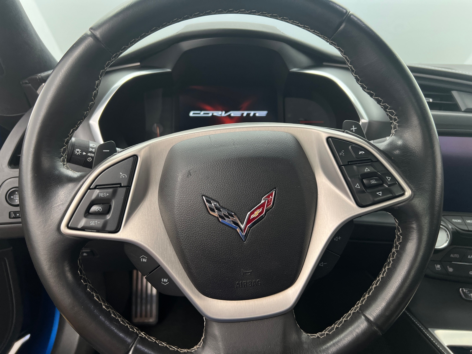 Thumbnail: 2015 Chevrolet Corvette - 3