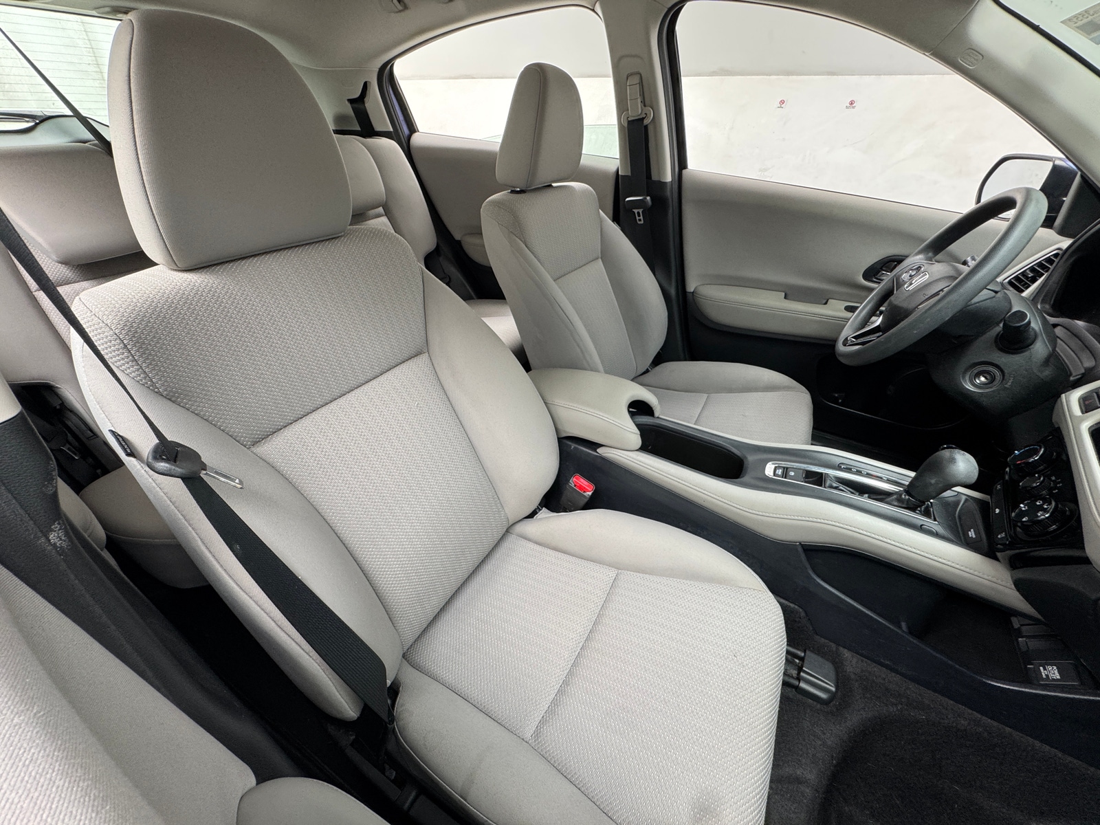 Thumbnail: 2017 Honda HR-V - 2