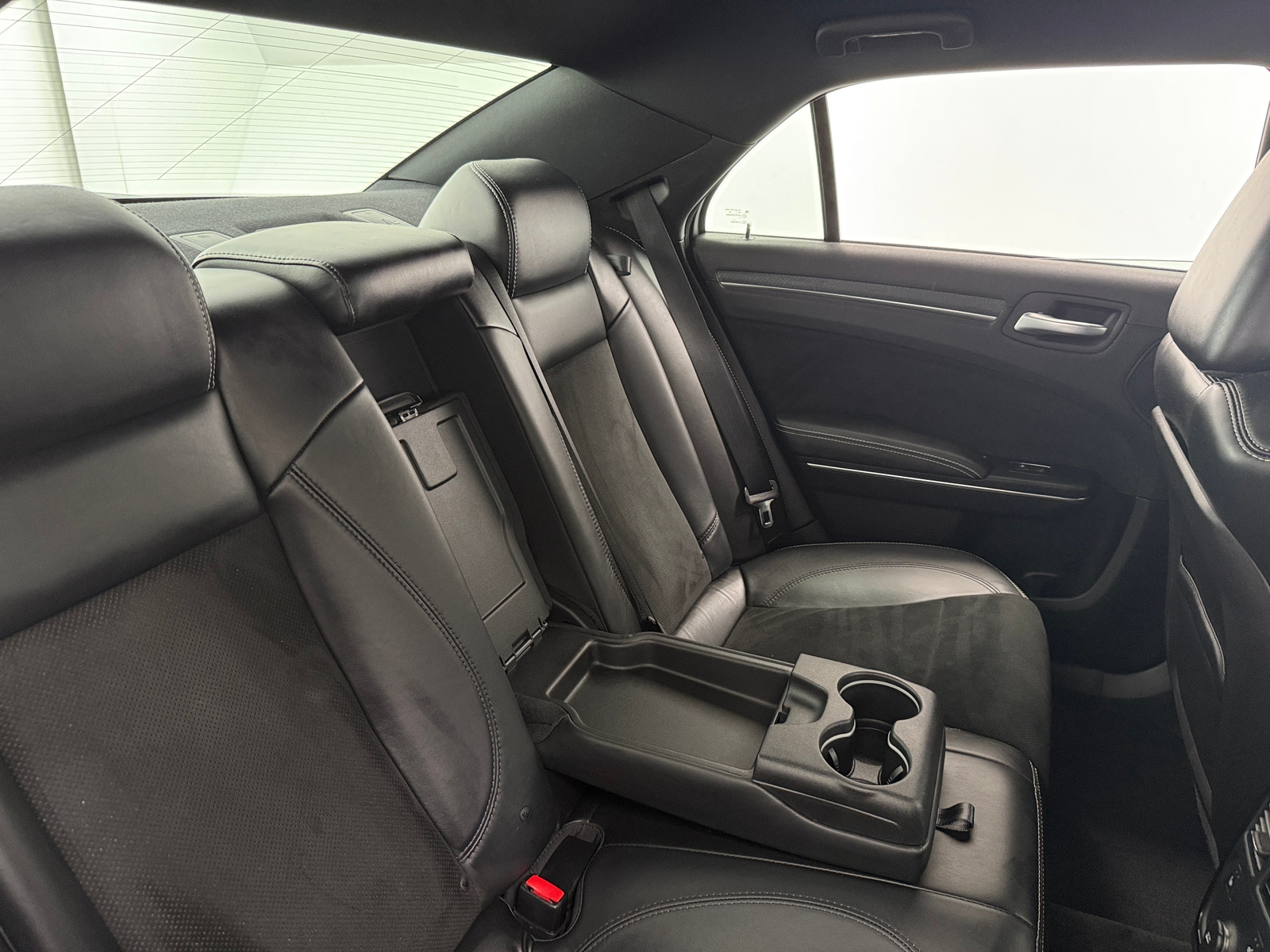 Thumbnail: 2014 Chrysler 300 - 5