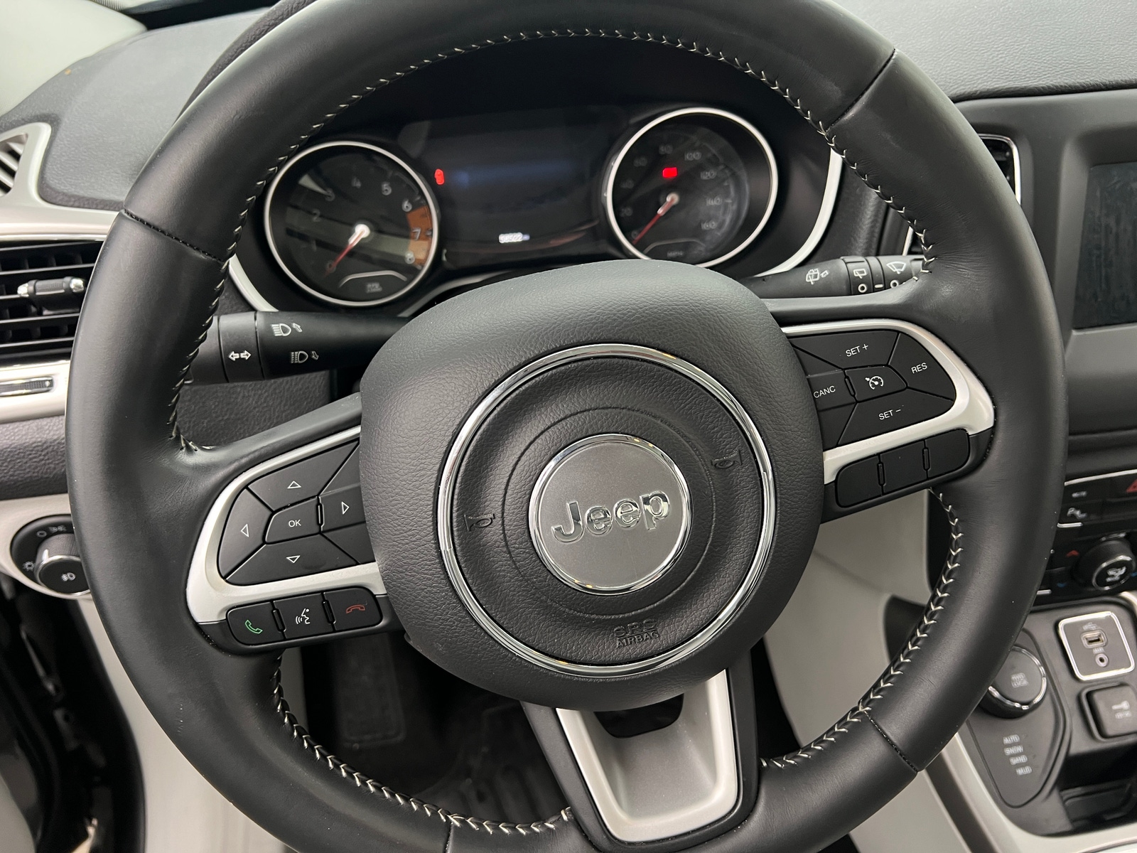 Thumbnail: 2017 Jeep Compass - 5