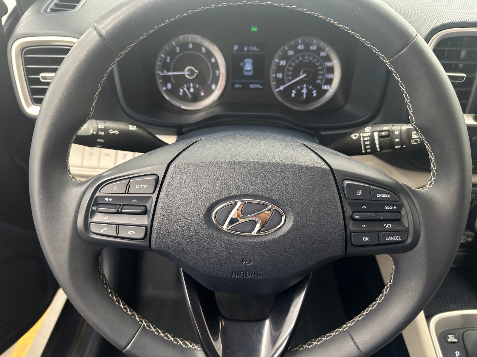 Thumbnail: 2022 Hyundai Venue - 5