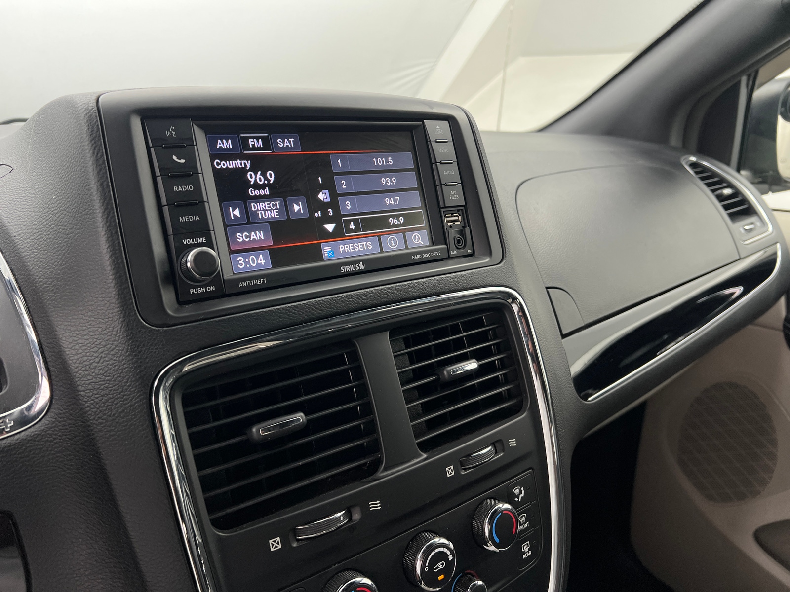 Thumbnail: 2019 Dodge Grand Caravan - 4
