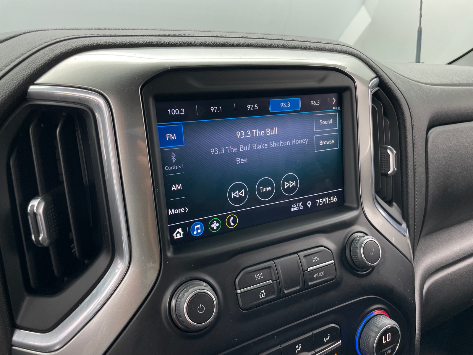 Thumbnail: 2022 Chevrolet Silverado 2500 - 4