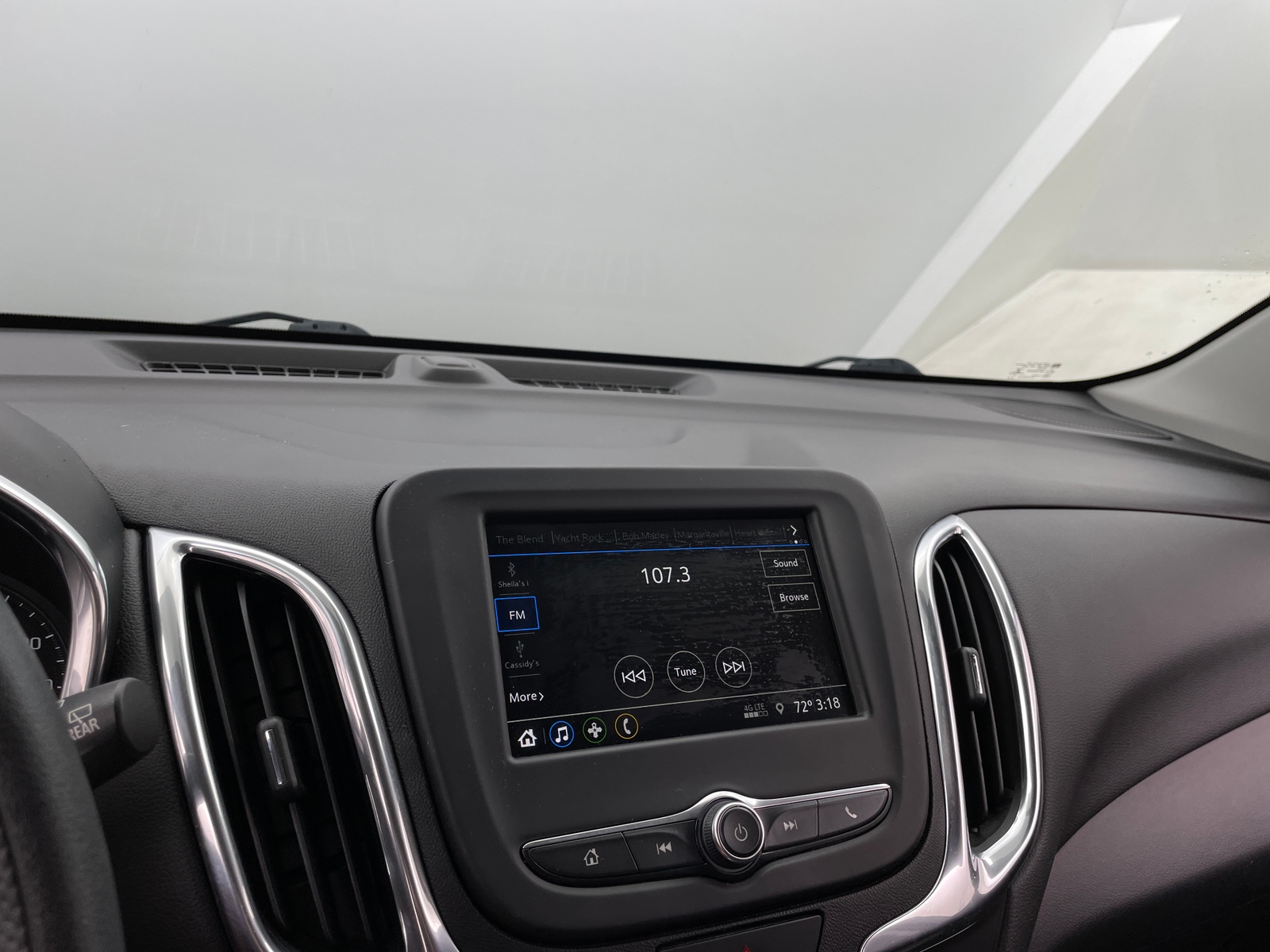 Thumbnail: 2019 Chevrolet Equinox - 4