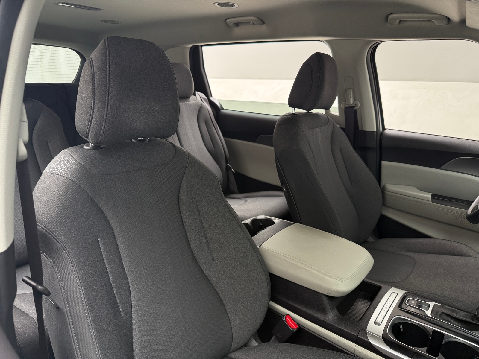 Thumbnail: 2022 Kia Carnival - 2