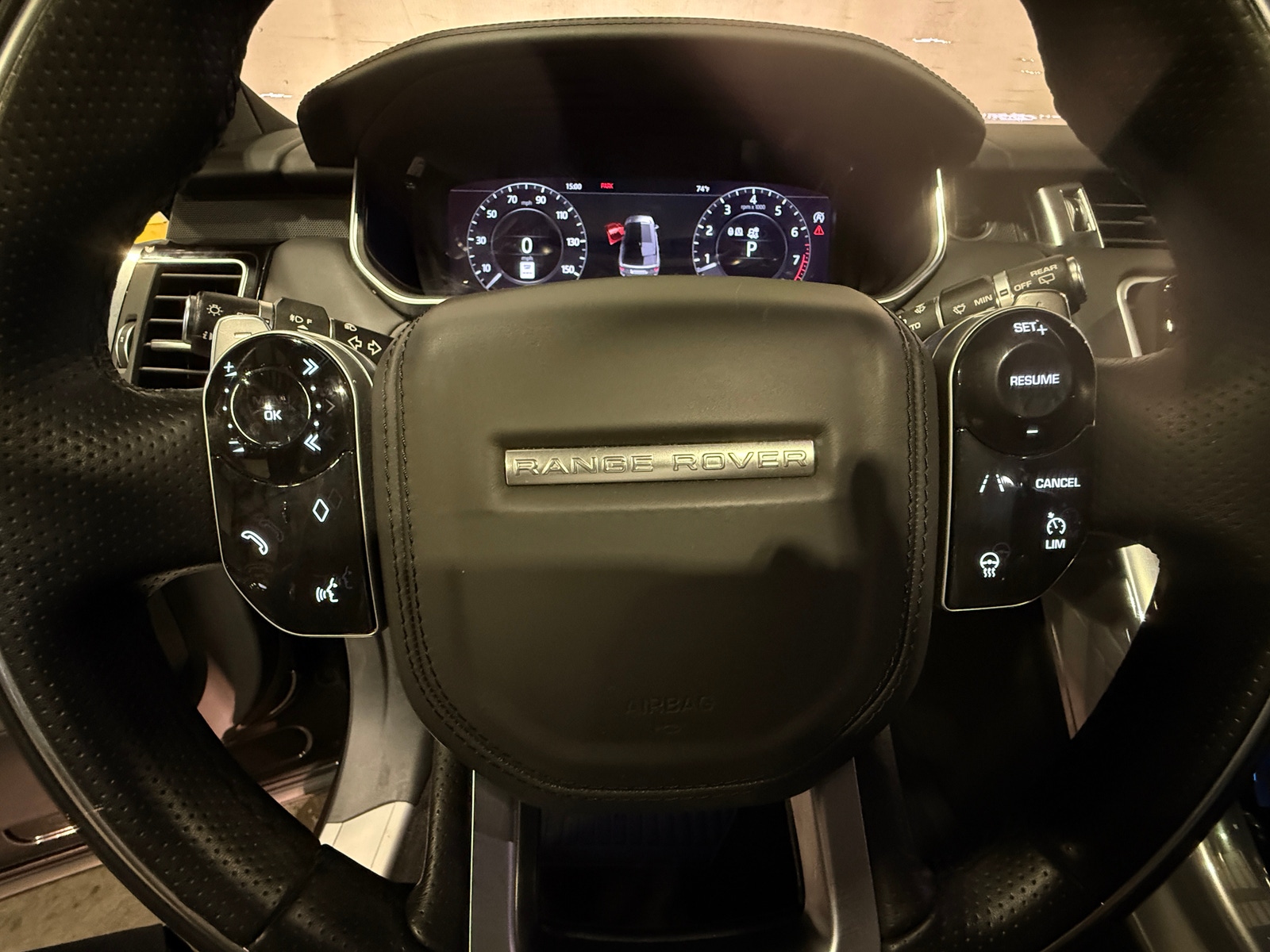 Thumbnail: 2018 Land Rover Range Rover Sport - 4