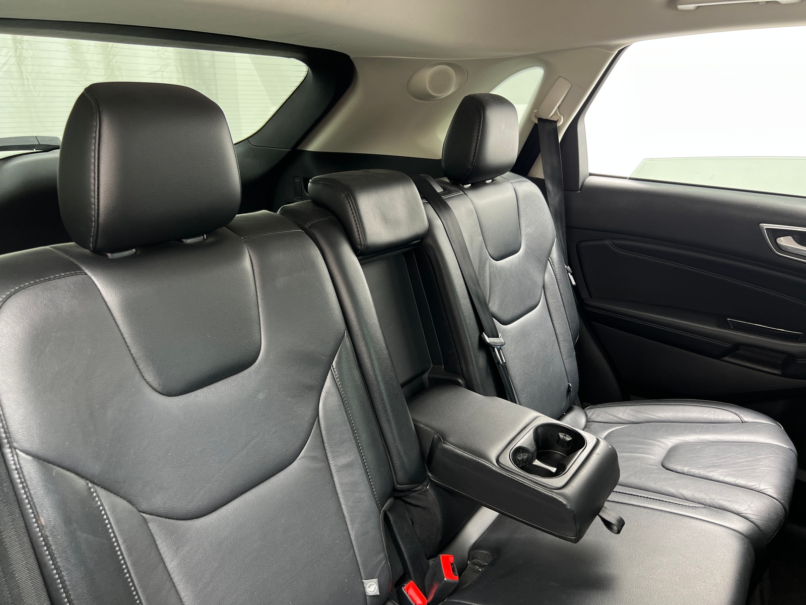 Thumbnail: 2016 Ford Edge - 5