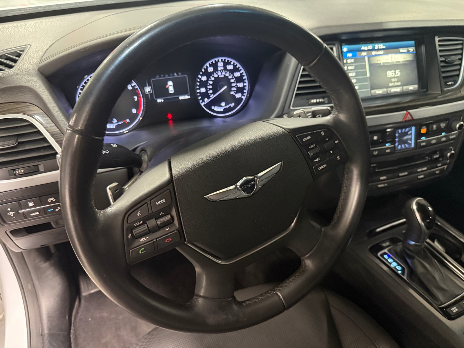 Thumbnail: 2017 Genesis G80 - 4