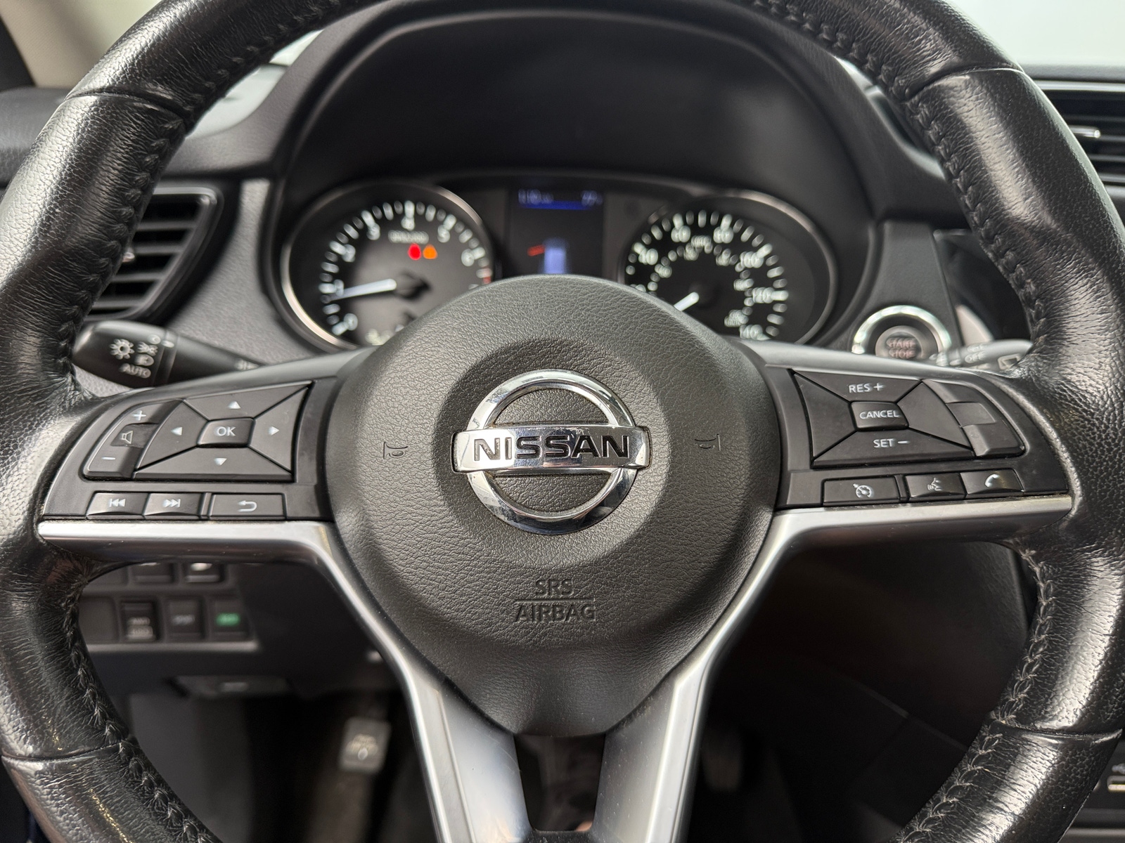 Thumbnail: 2018 Nissan Rogue - 5