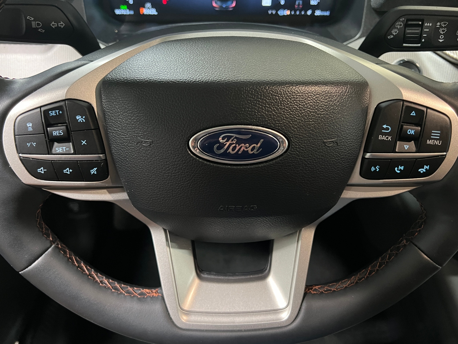 Thumbnail: 2025 Ford Explorer - 4