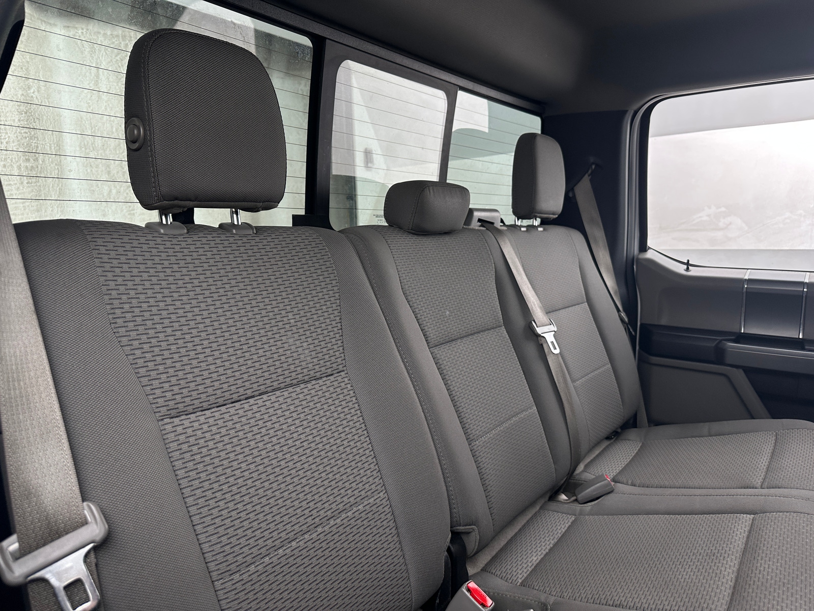 Thumbnail: 2017 Ford Econoline - 6