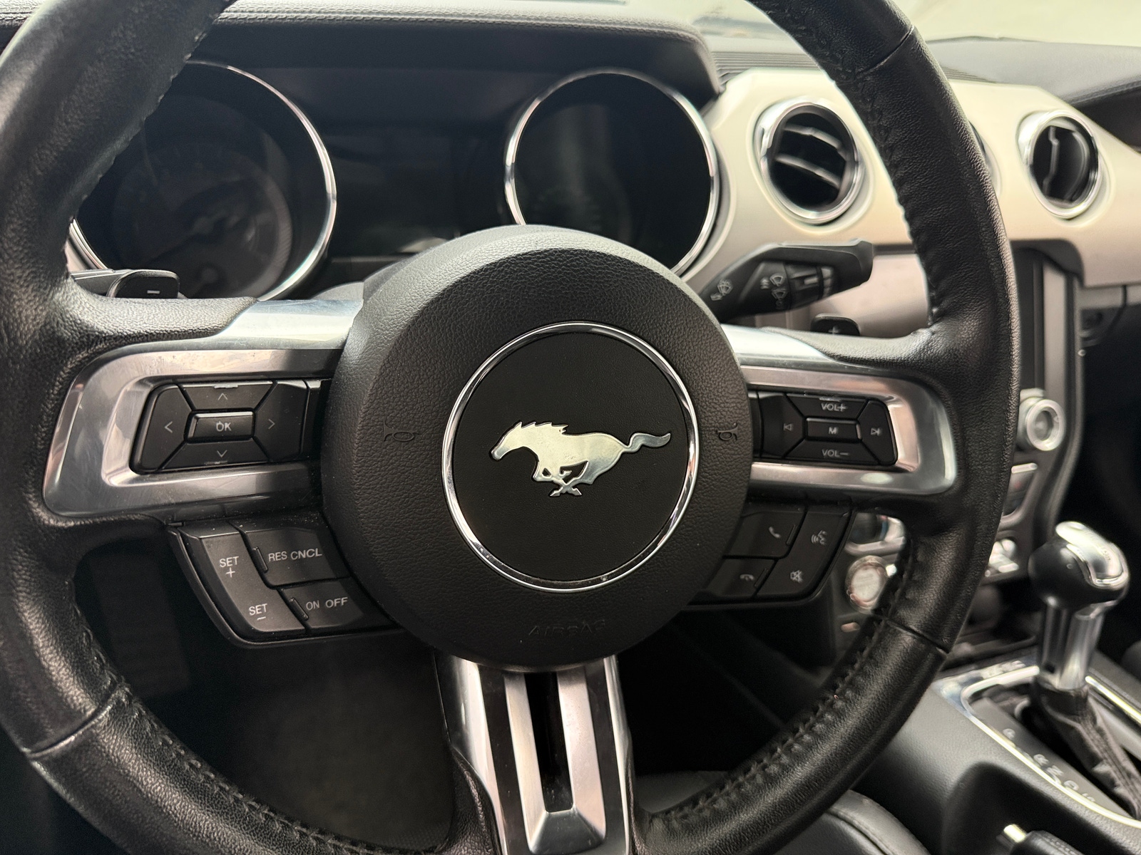 Thumbnail: 2017 Ford Mustang - 4