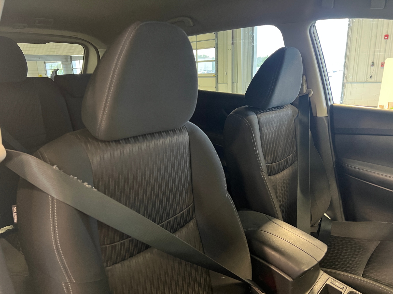 Thumbnail: 2017 Nissan Rogue - 2