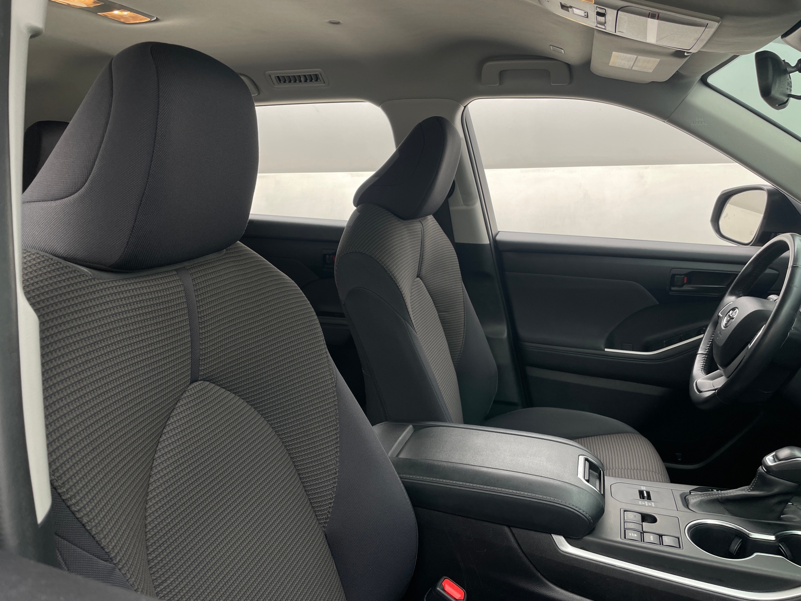 Thumbnail: 2023 Toyota Highlander - 2