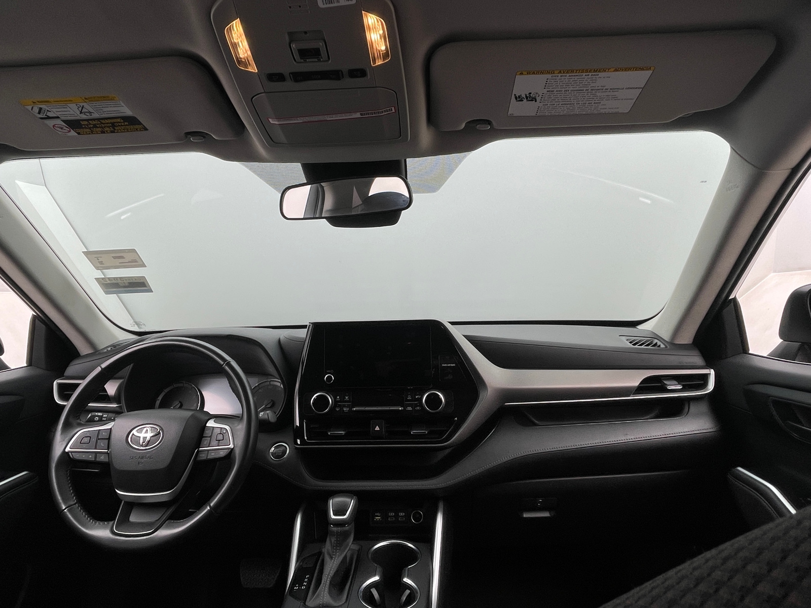 Thumbnail: 2023 Toyota Highlander - 3