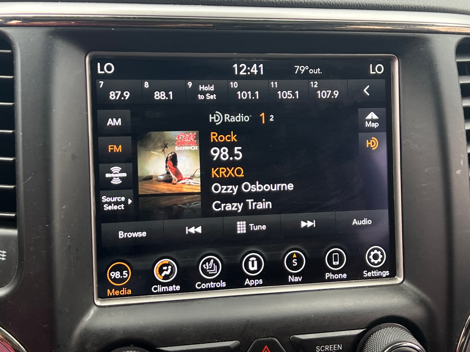Thumbnail: 2018 Jeep Grand Cherokee - 4