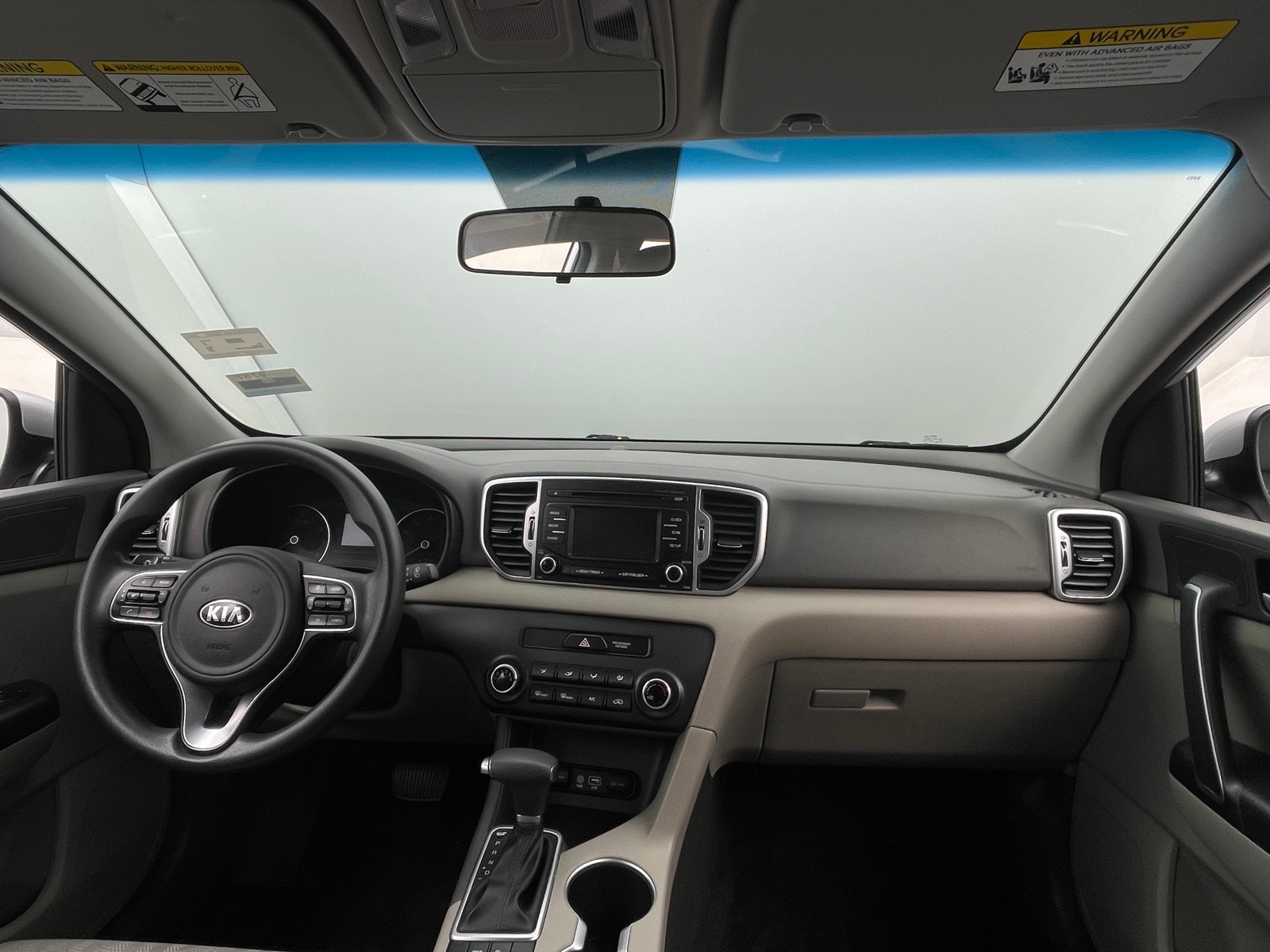 Thumbnail: 2017 Kia Sportage - 3