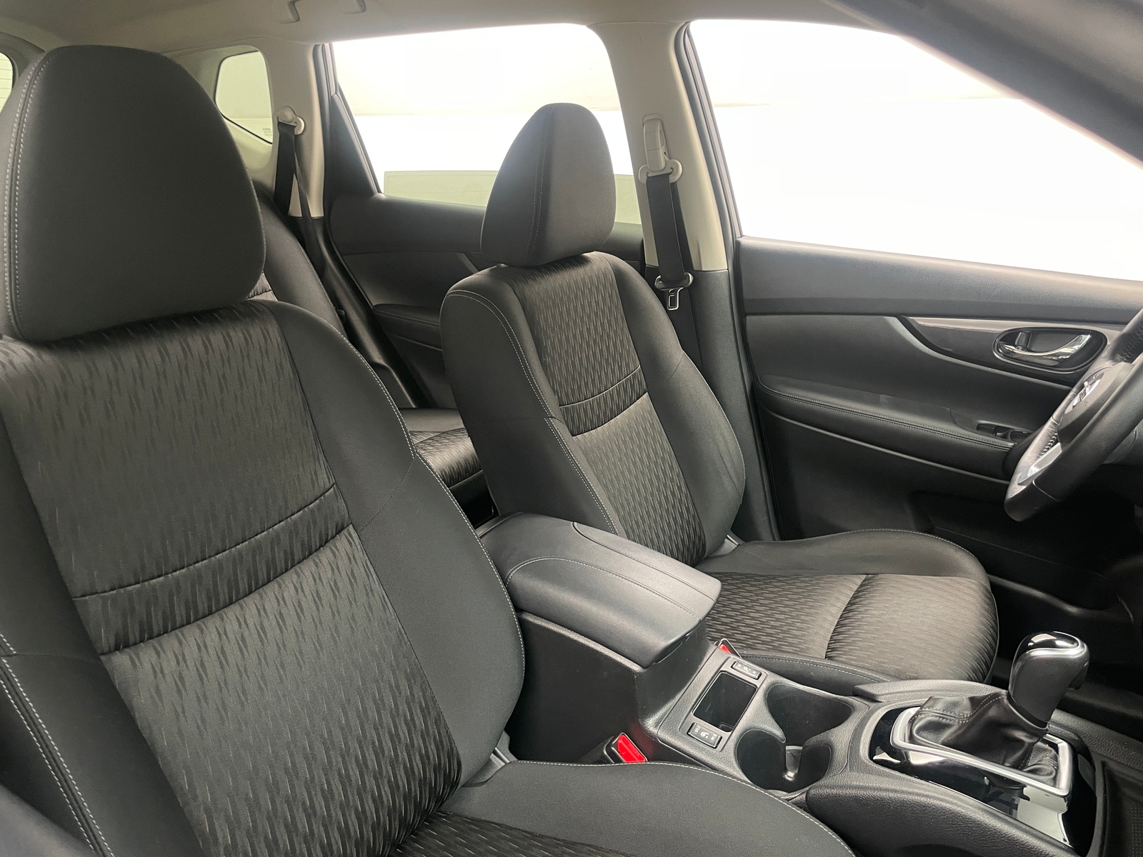 Thumbnail: 2018 Nissan Rogue - 2