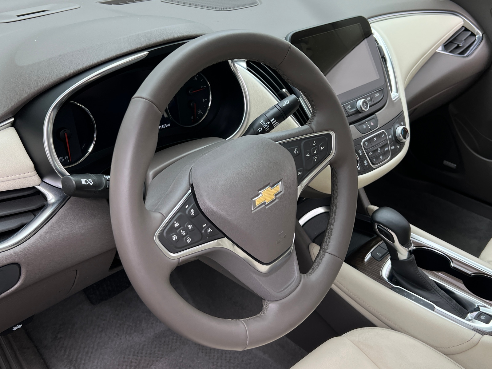 Thumbnail: 2024 Chevrolet Malibu - 5
