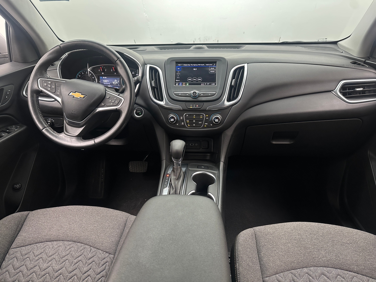 Thumbnail: 2022 Chevrolet Equinox - 3
