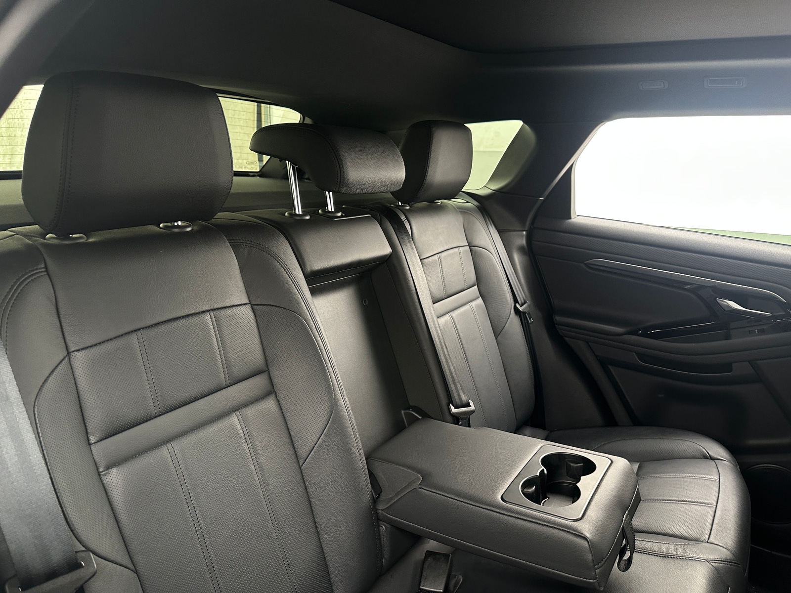 Thumbnail: 2023 Land Rover Range Rover Evoque - 5
