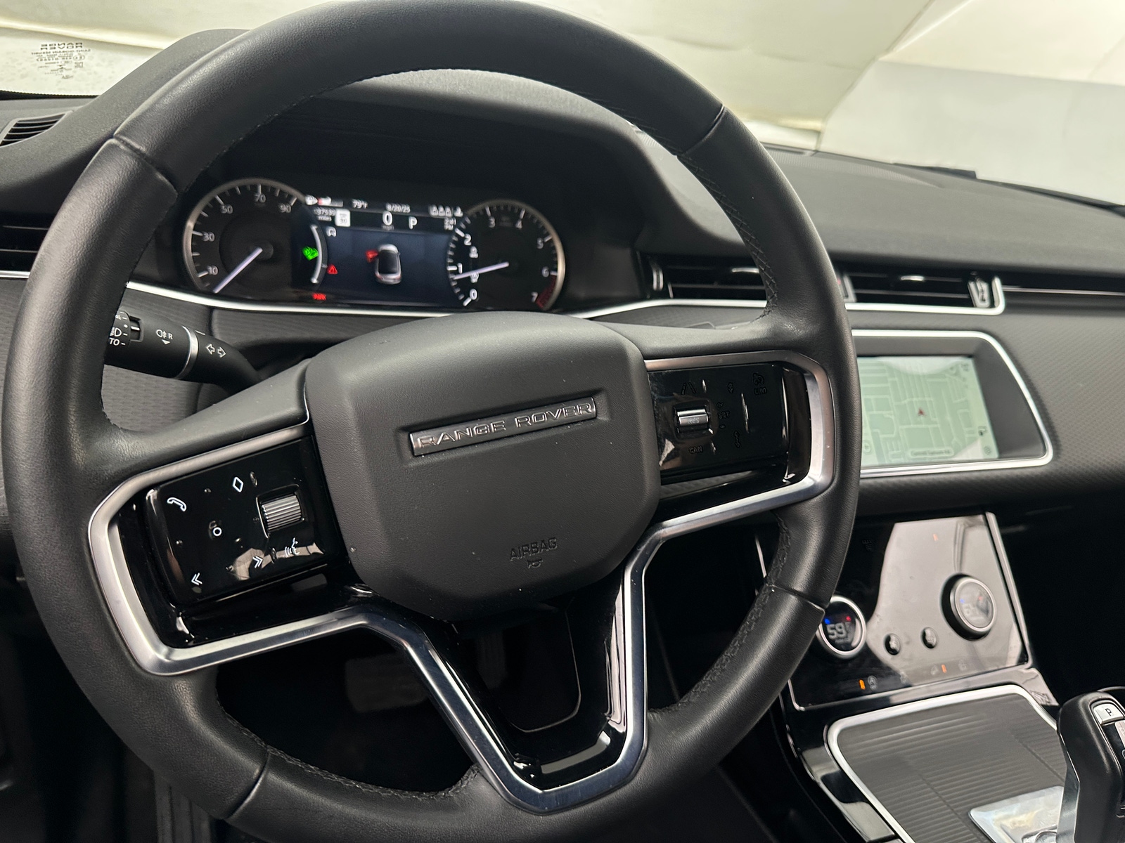 Thumbnail: 2023 Land Rover Range Rover Evoque - 4