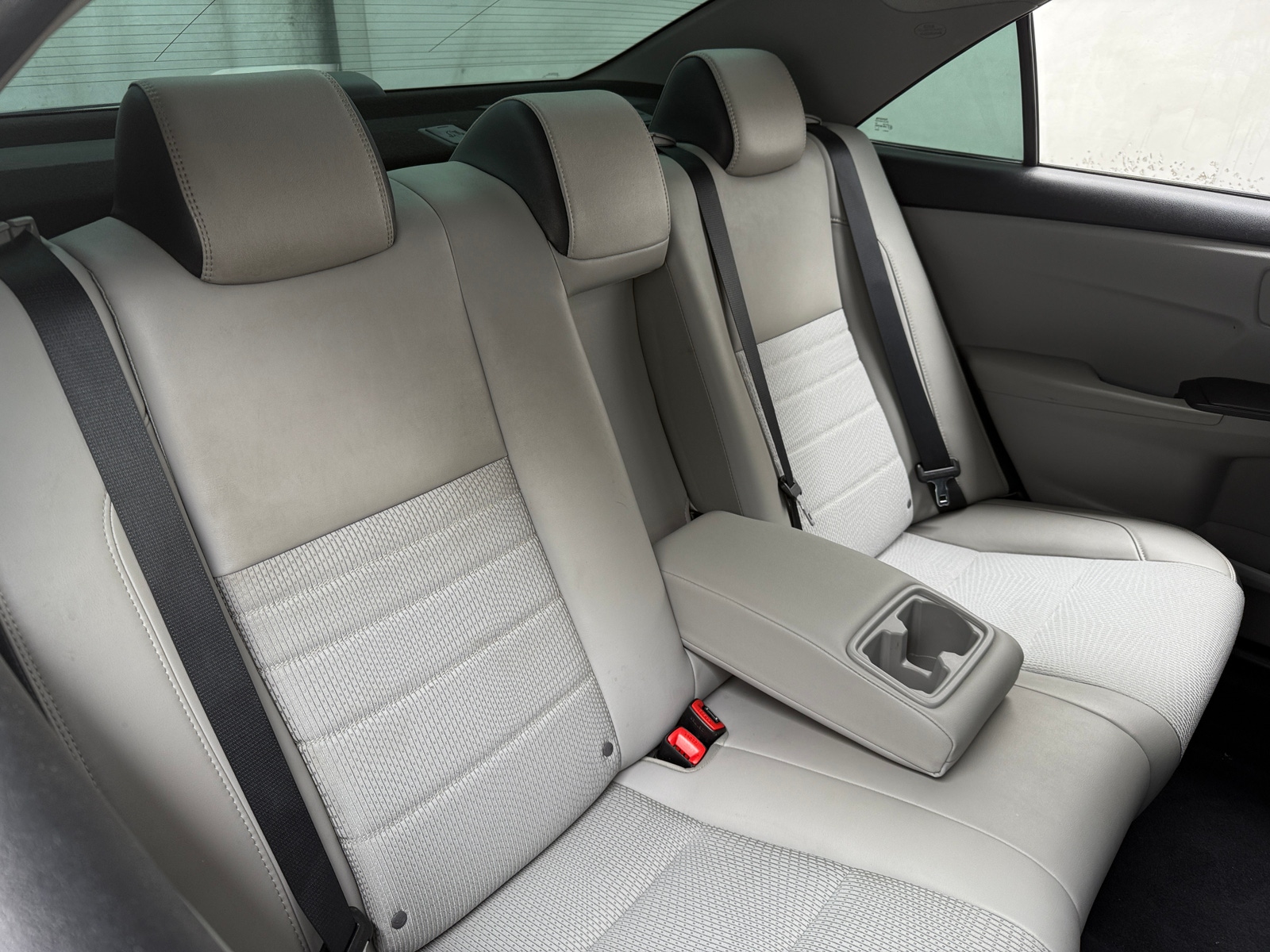 Thumbnail: 2016 Toyota Camry - 6