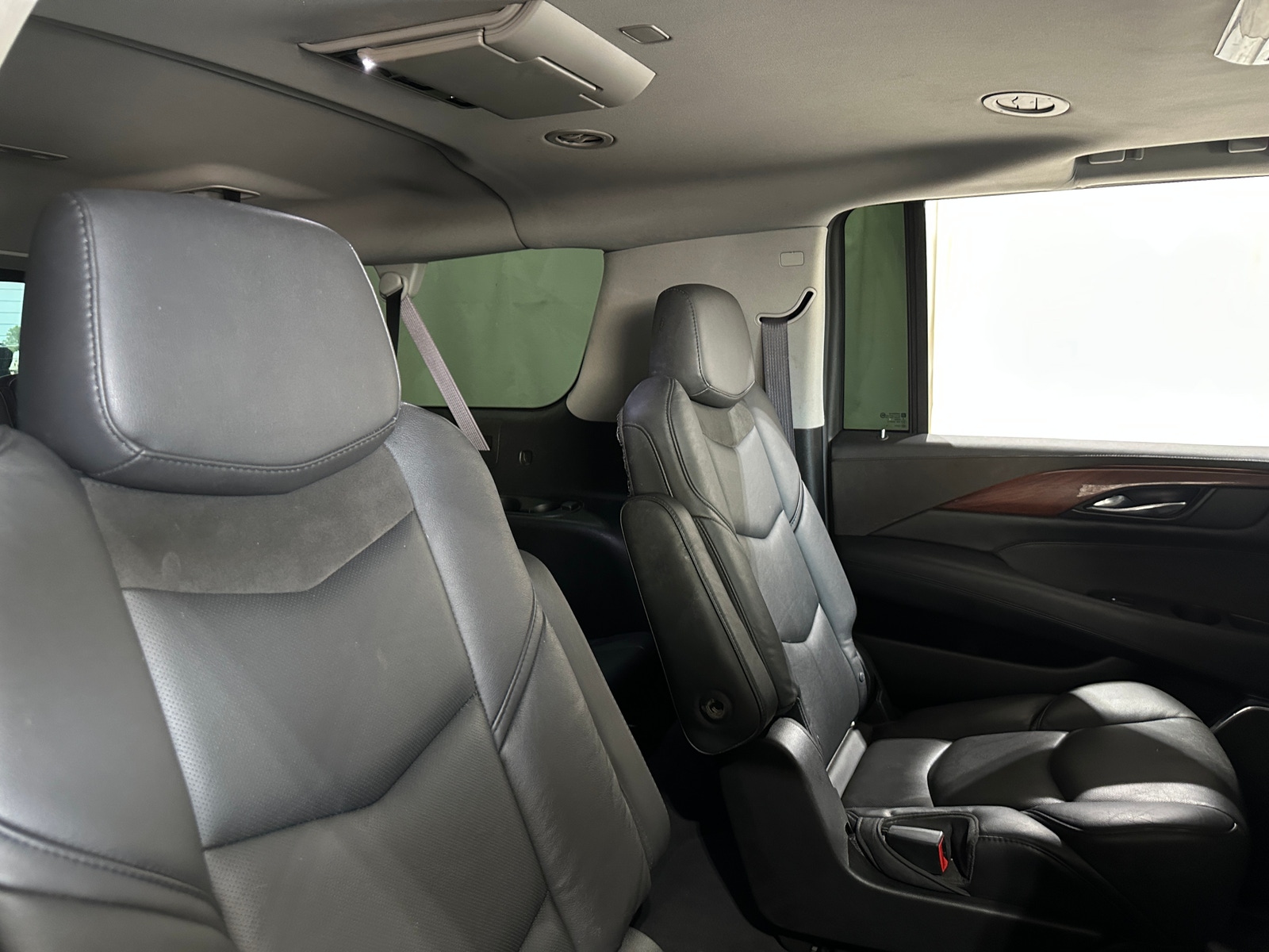Thumbnail: 2016 Cadillac Escalade - 5
