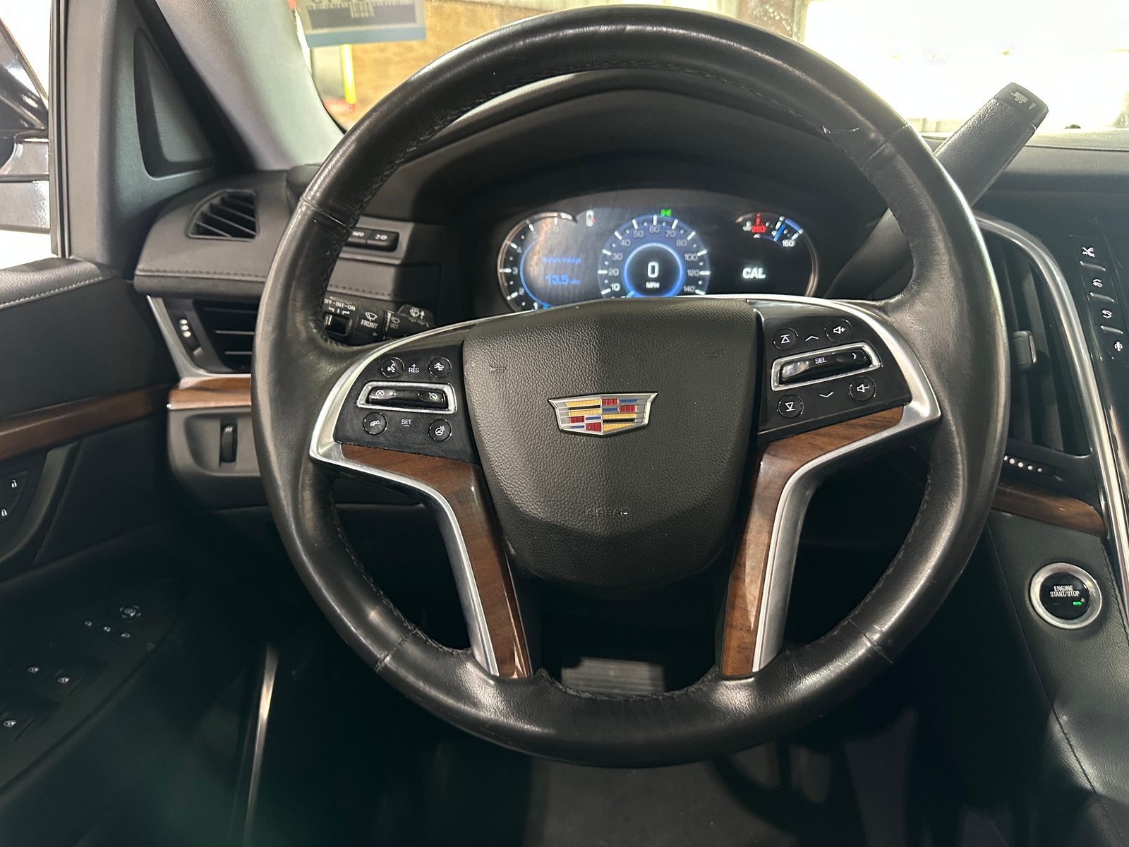 Thumbnail: 2016 Cadillac Escalade - 4