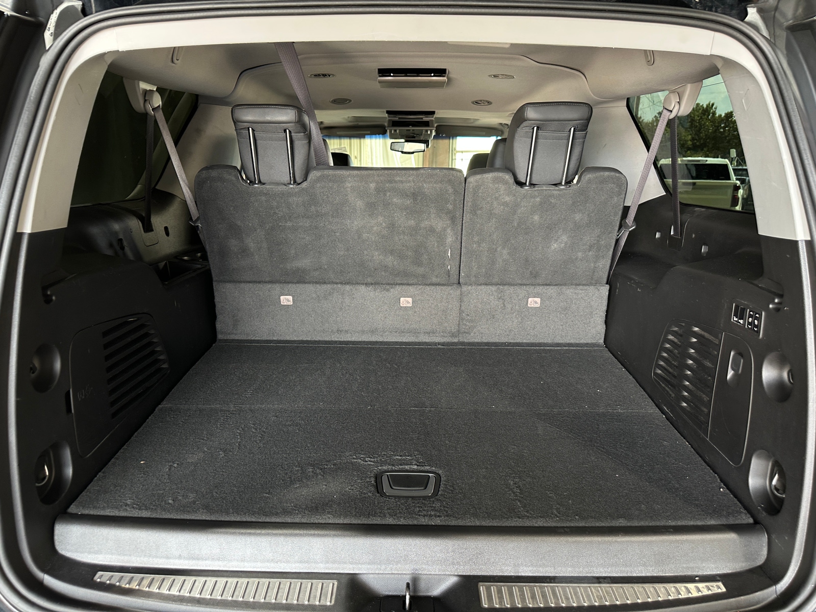 Thumbnail: 2016 Cadillac Escalade - 6