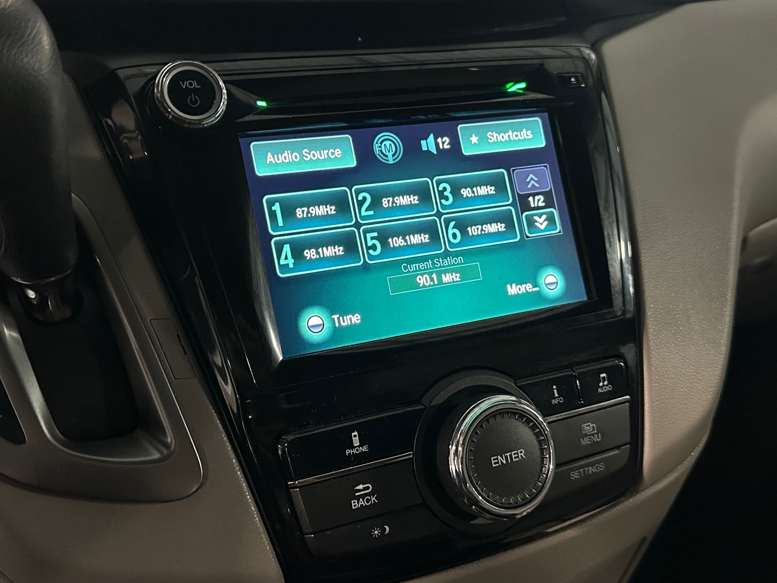 Thumbnail: 2014 Honda Odyssey - 4